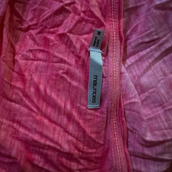 Pink tee - Picture 2 of 2